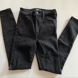a & f black jeans